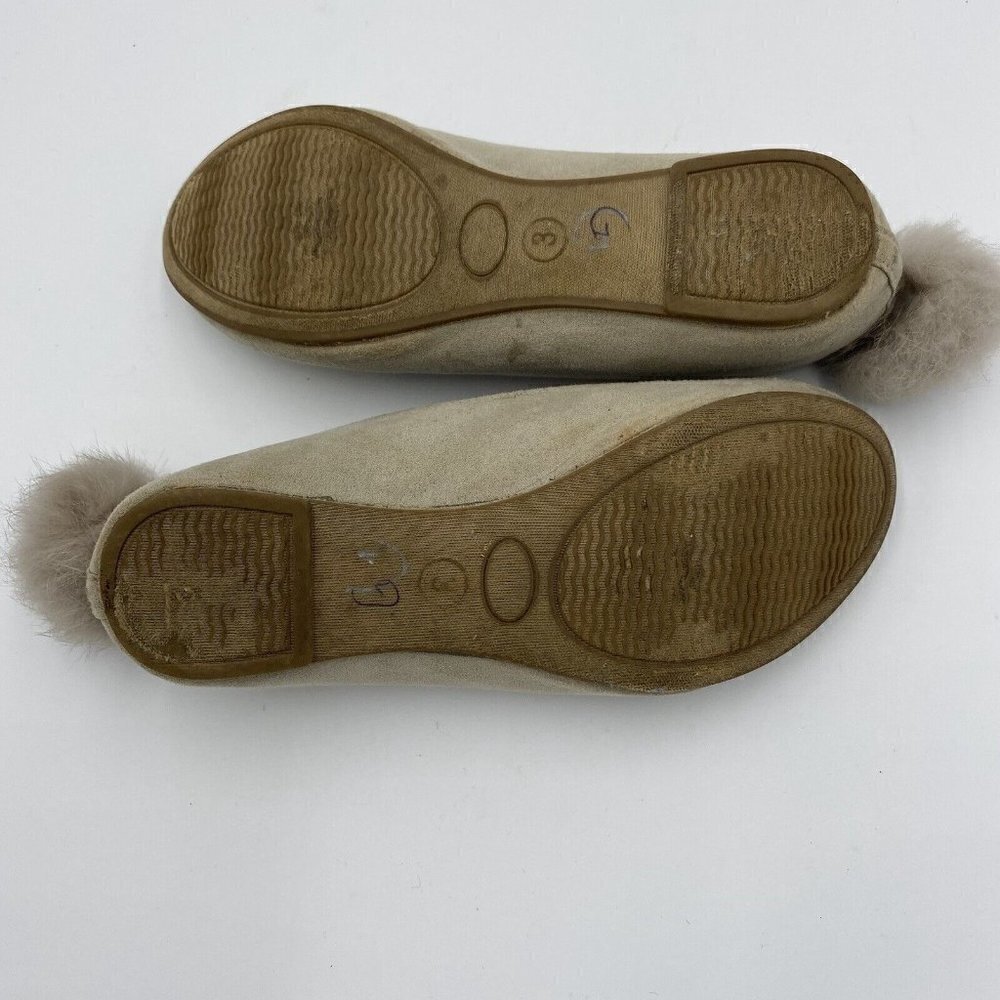 Betsey Johnson Girls Flats Tan Bunny Size 3 Ballet Style Pom Pom Tail - Picture 6 of 6